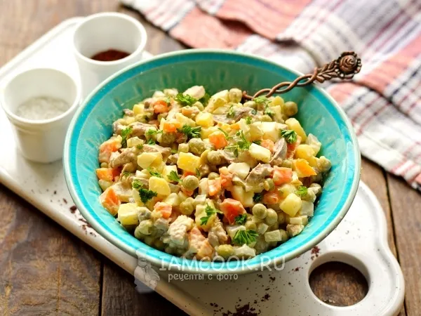 Фото блюда: «Оливье» со свиным сердцем