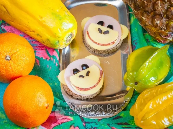 Фото блюда: Бутерброд «Обезьяна» с сыром и колбасой