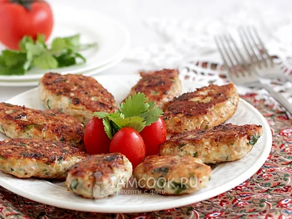 Фото блюда: Пикантные куриные котлетки