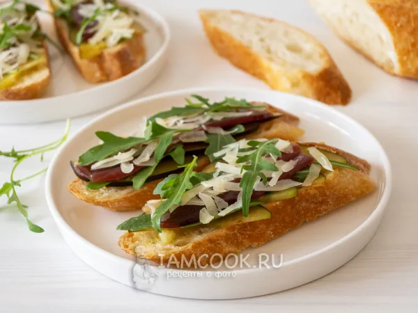 Фото блюда: Брускетта с уткой