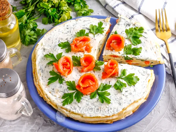 Фото блюда: Блинный пирог с рыбой