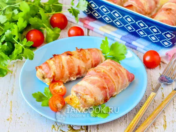 Фото блюда: Куриные рулетики в беконе с сыром