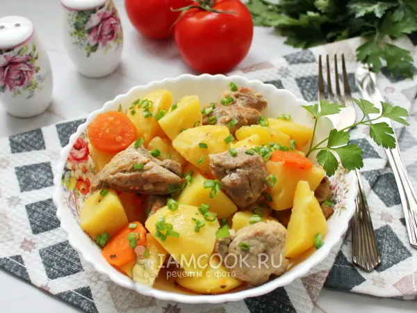 Фото блюда: Жаркое по-деревенски в мультиварке