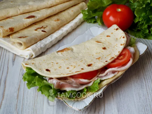 Фото блюда: Пьядина (итальянский хлеб-лепешка)