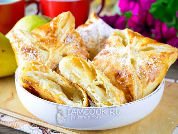 Фото блюда: Слойки с творогом и грушей