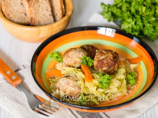 Фото блюда: Капуста с фрикадельками в рукаве