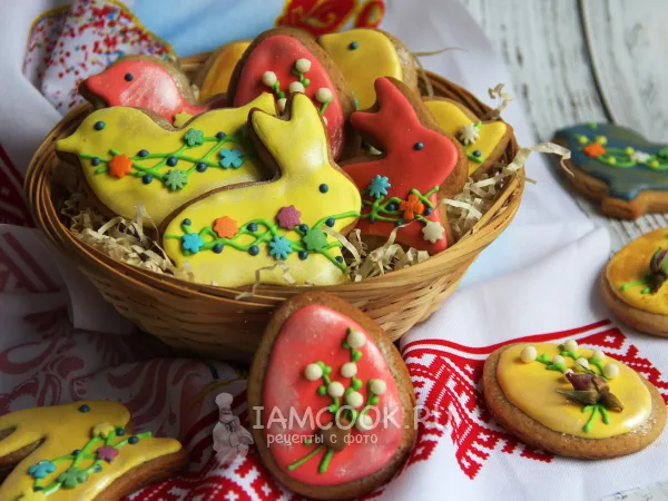 Фото блюда: Пасхальные имбирные пряники с глазурью