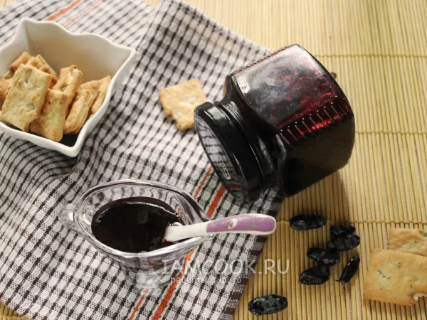 Фото блюда: Варенье из жимолости без варки