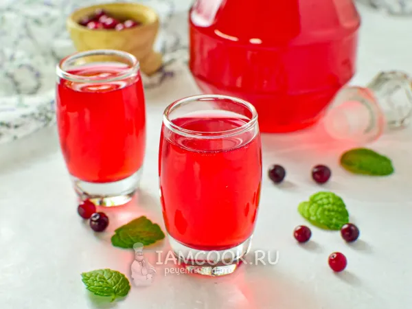 Фото блюда: Настойка на бруснике на водке, самогоне