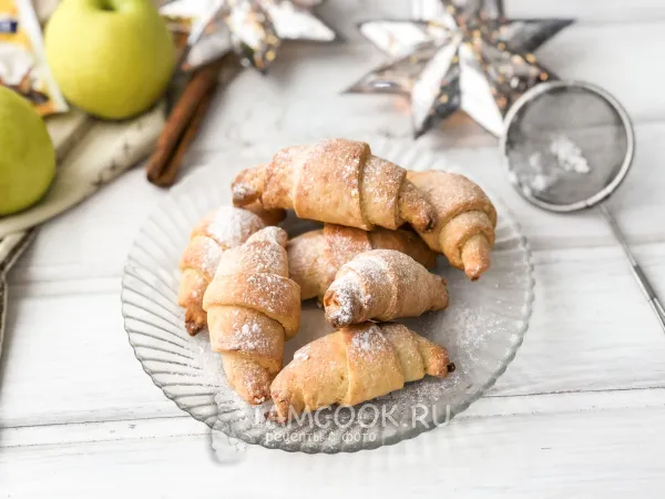 Фото блюда: Творожные рогалики с яблочной начинкой