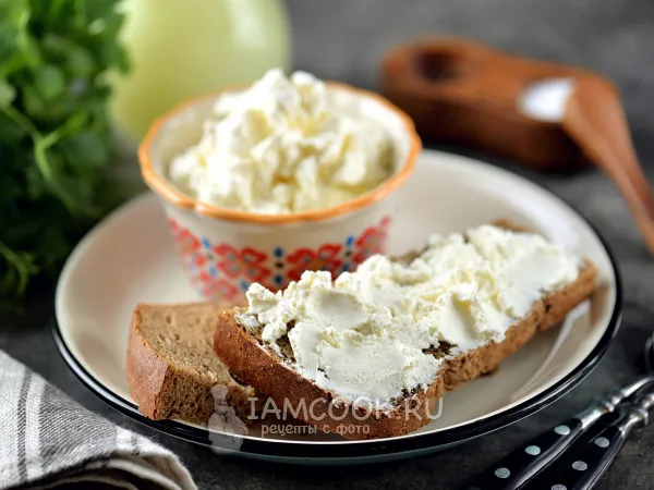 Фото блюда: Творожный сыр из сметаны и йогурта