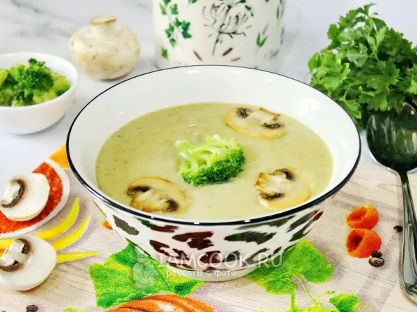 Фото блюда: Суп-пюре из шампиньонов и брокколи