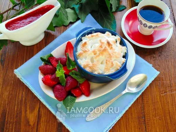 Фото блюда: Клубничное суфле — десерт за 5 минут
