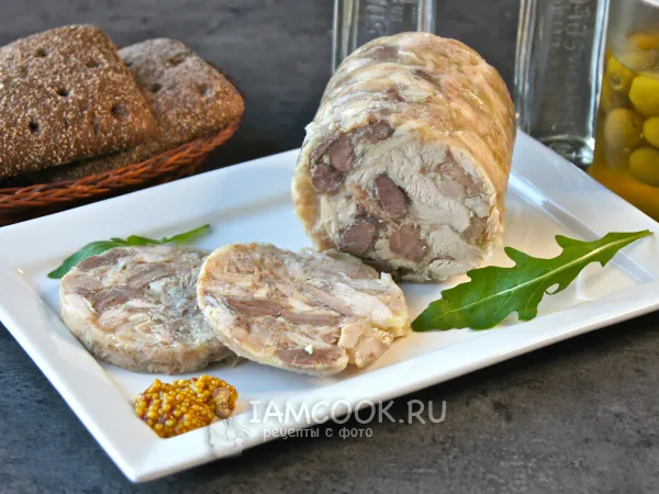 Фото блюда: Зельц из курицы в бутылке