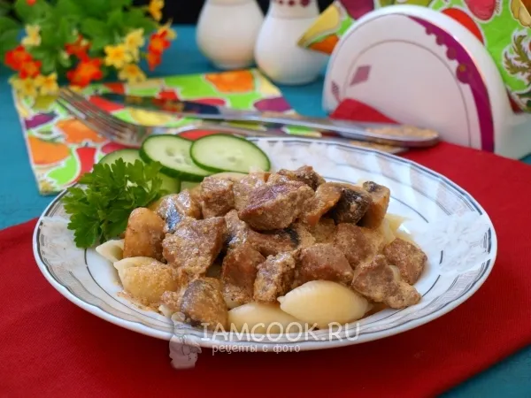 Фото блюда: Говядина с грибами в сливочном соусе