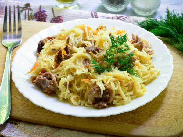 Фото блюда: Вермишель с тушенкой