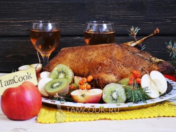 Фото блюда: Утка, фаршированная рисом и грибами