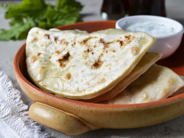 Фото блюда: Кутабы с крапивой