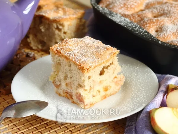 Фото блюда: Шарлотка с яблоками и изюмом