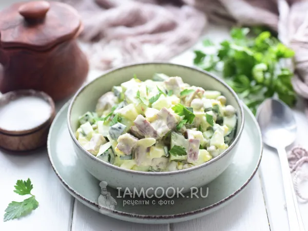 Фото блюда: Салат с краковской колбасой