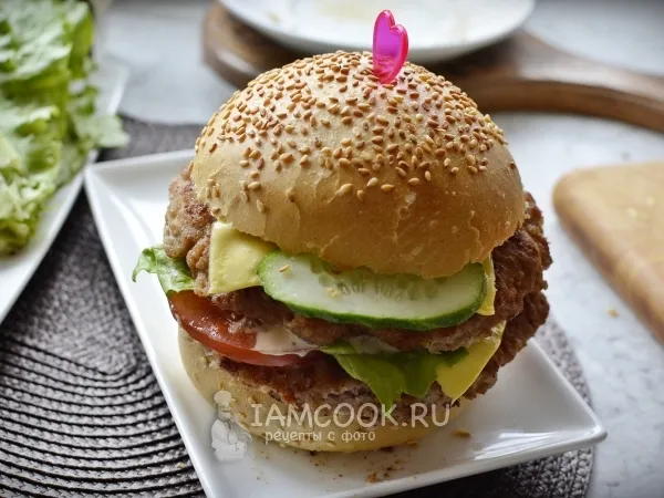 Фото блюда: Бургер «Биткоин»