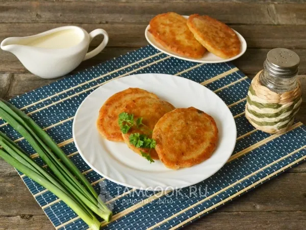 Фото блюда: Рыбные оладьи из консервированной семги