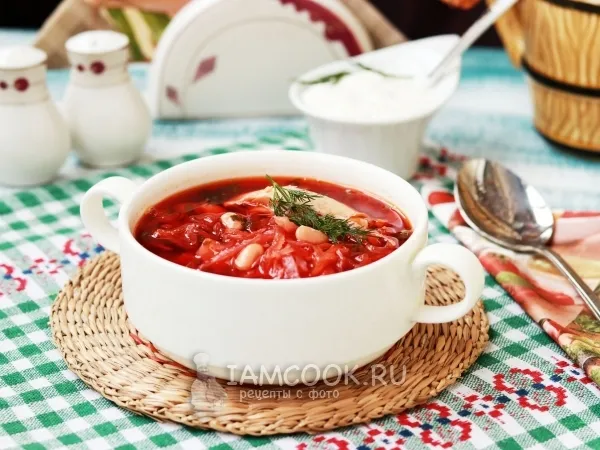 Фото блюда: Борщ с курицей и фасолью