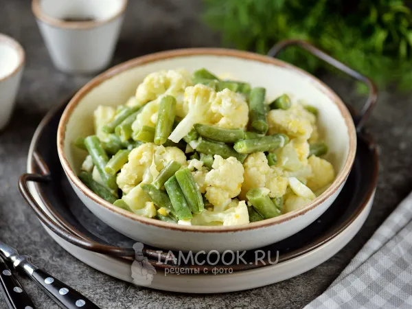 Фото блюда: Салат из цветной капусты и стручковой фасоли