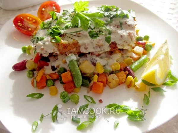 Фото блюда: Филе трески под сливочно-сырным соусом