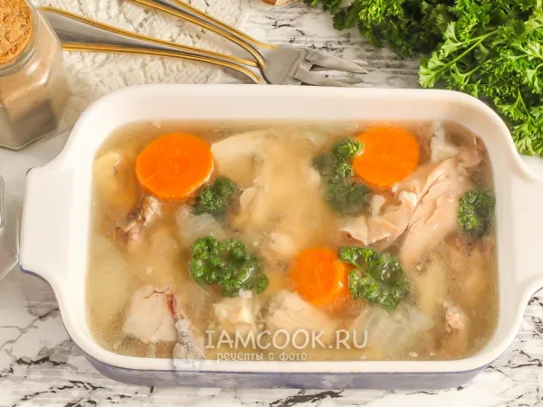 Фото блюда: Заливное из головы толстолобика без желатина