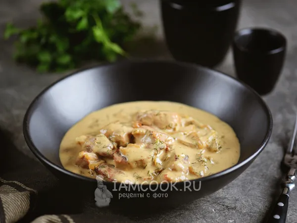 Фото блюда: Свинина в горчичном соусе на сковороде