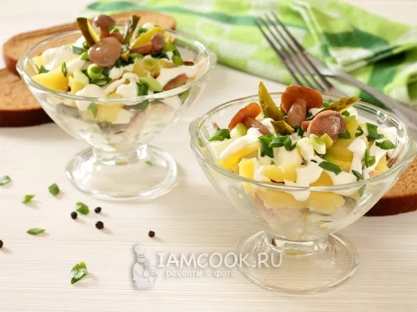 Фото блюда: Салат «Дубок» с курицей и грибами