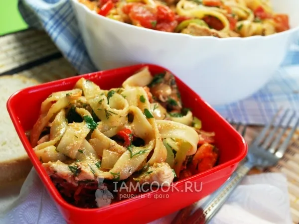 Фото блюда: Маринованная курица с фетучини и овощами