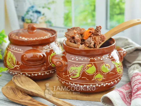 Фото блюда: Тушеная говядина в горшочке в духовке