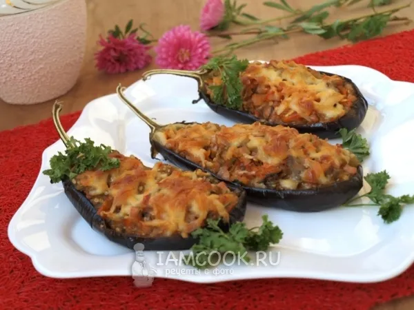 Фото блюда: Лодочки из баклажанов c ветчиной с овощами
