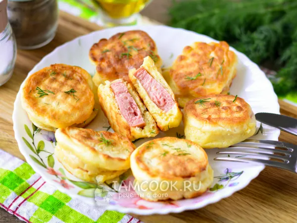 Фото блюда: Сардельки в кляре на сковороде