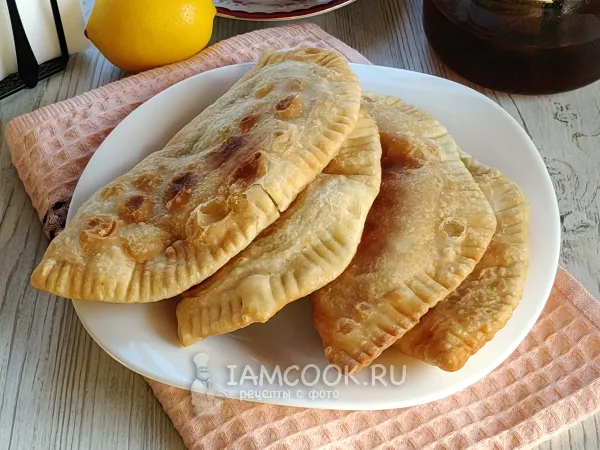 Фото блюда: Чебуреки с луком