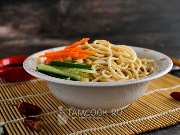 Фото блюда: Лапша с кунжутным соусом