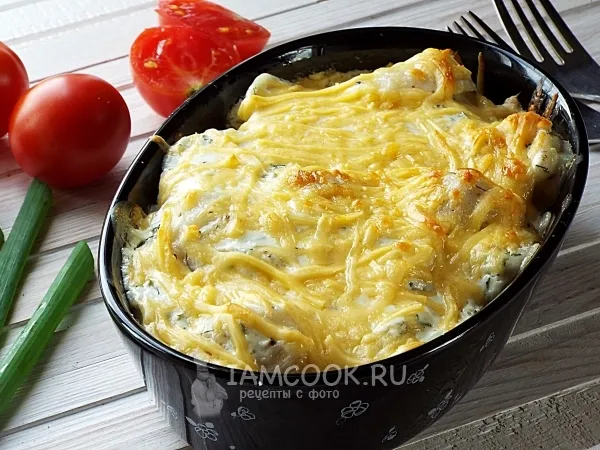 Фото блюда: Пельмени с сыром и сметаной в духовке