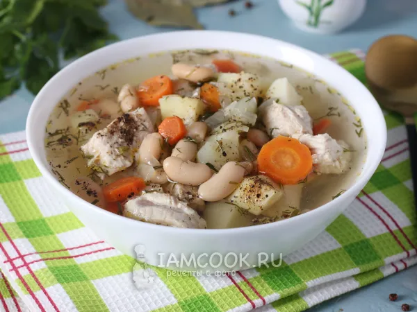 Фото блюда: Суп из индейки с консервированной фасолью