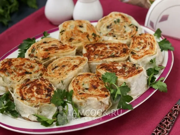 Фото блюда: Картофельно-грибные рулетики из лаваша