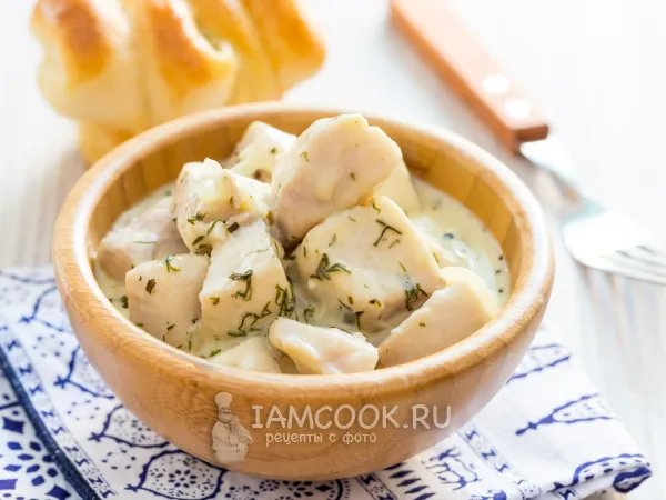 Фото блюда: Рыба с луком и сметаной