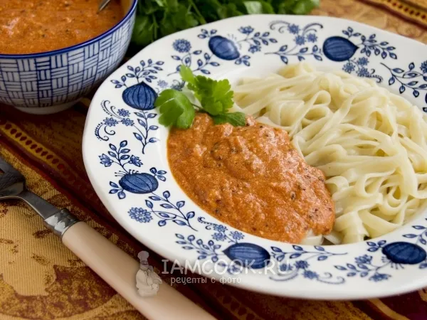 Фото блюда: Томатный чатни со сметаной