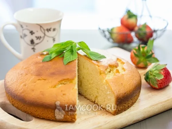 Фото блюда: Пирог на йогурте на скорую руку