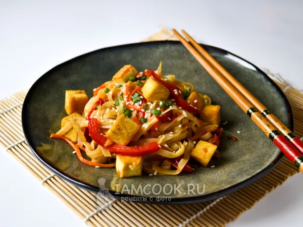 Фото блюда: Лапша с тофу и овощами