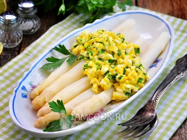 Фото блюда: Спаржа по-фламандски