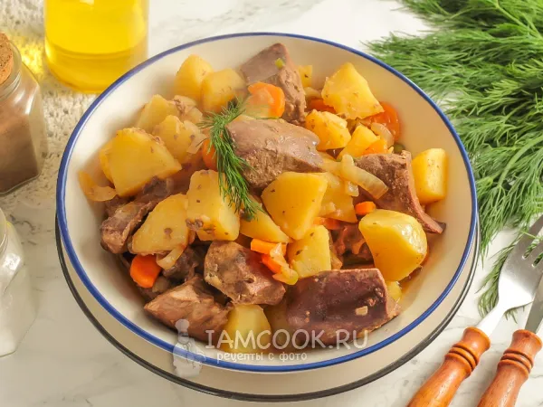 Фото блюда: Тушеная картошка с печенью говяжьей