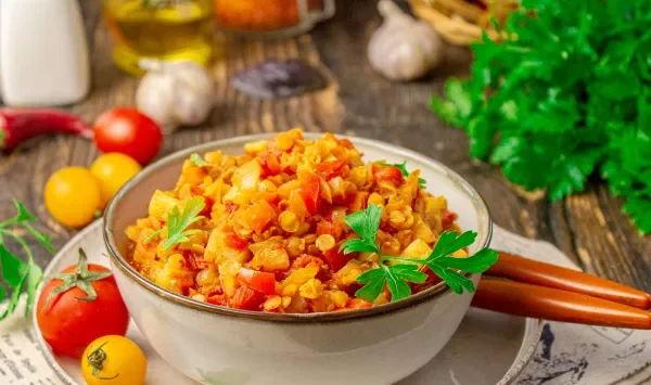 Фото блюда: Тушеная чечевица с овощами