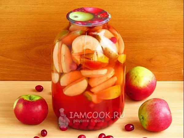 Фото блюда: Компот из яблок и кизила