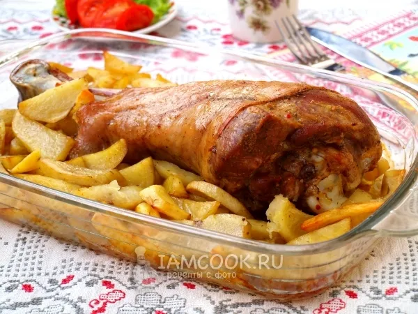 Фото блюда: Голень индейки в духовке